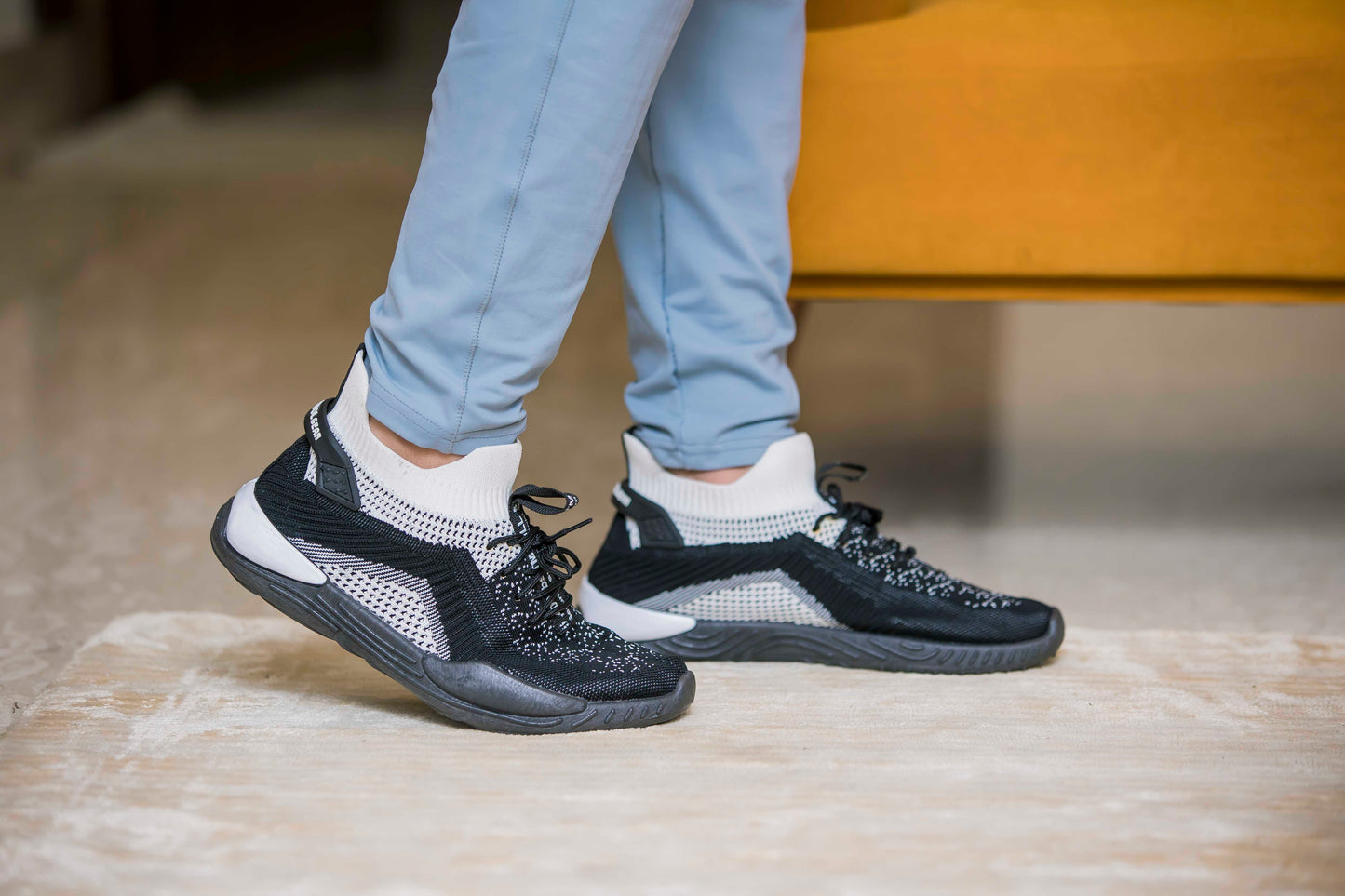 Oxtrid Men's Flyknit Sports Shoes