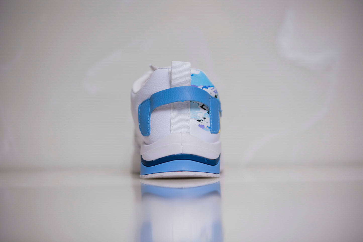 Oxtrid Graphic Street Sneakers