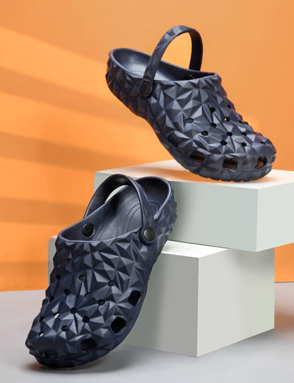 Oxtrid Men's Diamond Clogs